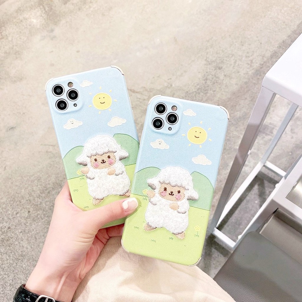 Ốp lưng iphone Cừu thêu viền chống va đập 5/5s/6/6plus/6s/6splus/7/7plus/8/8plus/x/xr/xs/11/12/pro/max/plus/promax | BigBuy360 - bigbuy360.vn