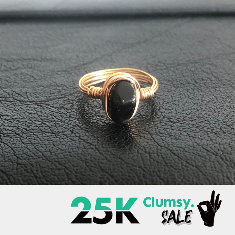 CLUMSY SALE 2 - Nhẫn đá handmade tự nhiên dây vàng đồng
