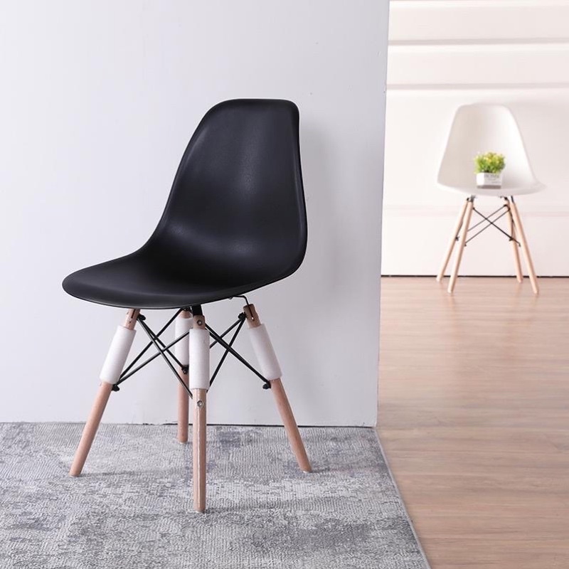 ghế eames làm việc chân gỗ chắc chắn tại Đà Nẵng