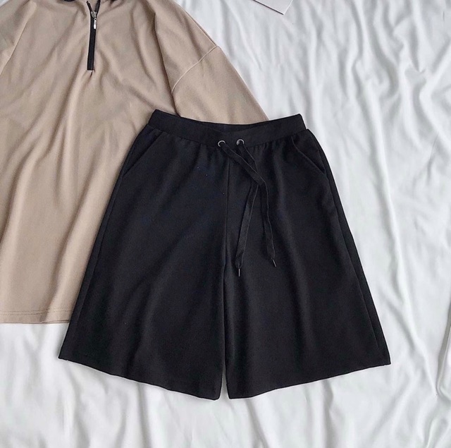 Set áo polo khoá và quần short đen | BigBuy360 - bigbuy360.vn