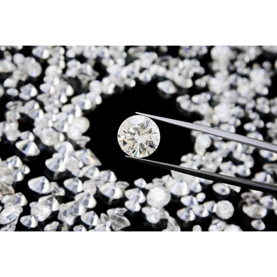 Đá CZ Cubic Zirconia loại 7A - kim cương nhân tạo - Siêu Cứng cao cấp nhập khẩu Thụy Sỹ