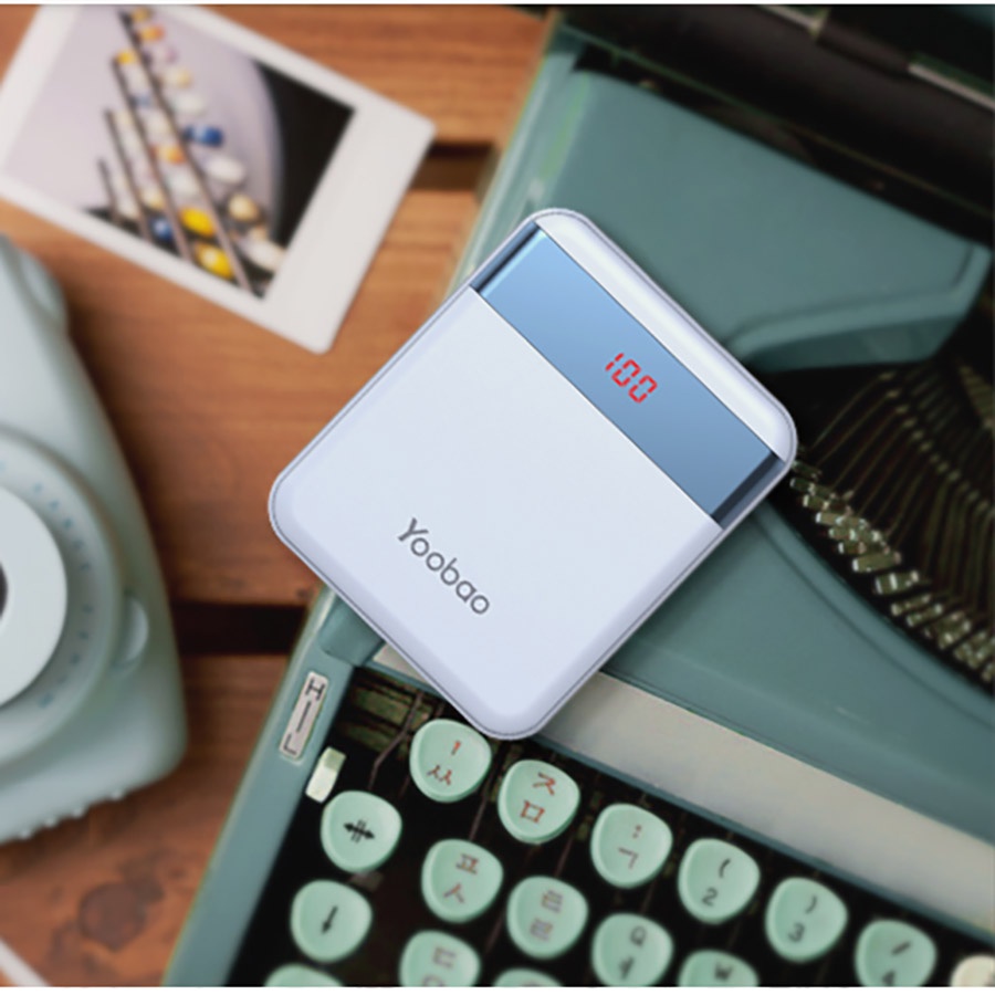 Pin sạc dự phòng 10000mAh YOOBAO M4Pro 2 cổng USB có đèn pin LED