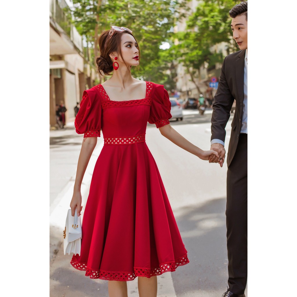 [Mã SKAMSALEP6 giảm 10% tối đa 100K đơn 150K] SÒ VINTAGE - PHOENIX Đầm tay phồng cổ vuông phối ren