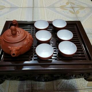 Ấm chén rồng và khay trà hoa