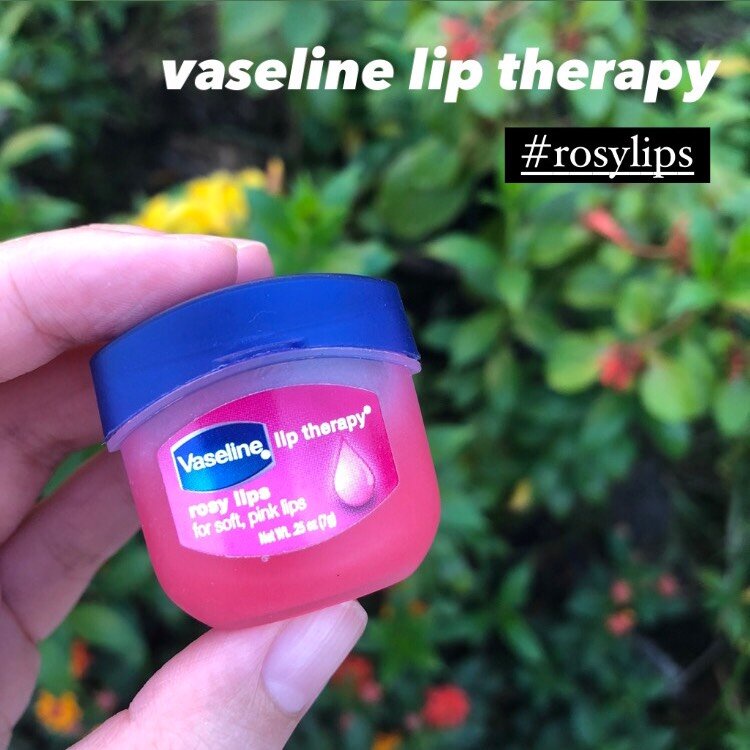 Son dưỡng môi Vaseline hồng hủ