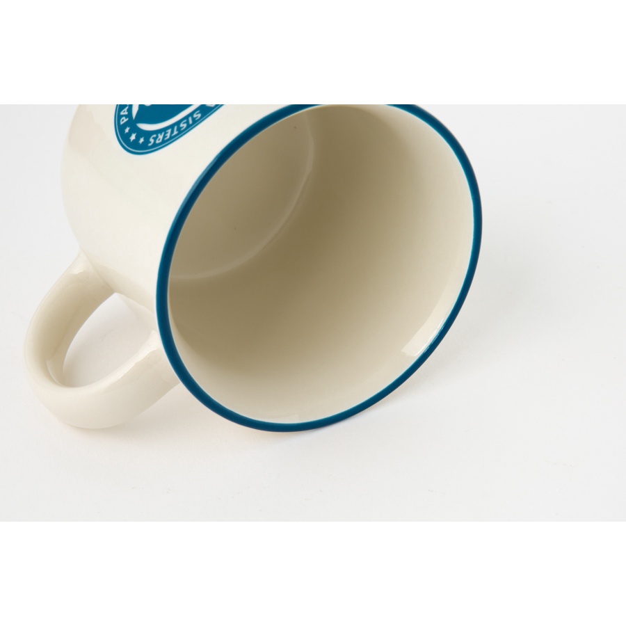 Cốc Tay Cầm ARTBOX Hàn Quốc Màu Cream Hình Cô Gái Xinh Xắn