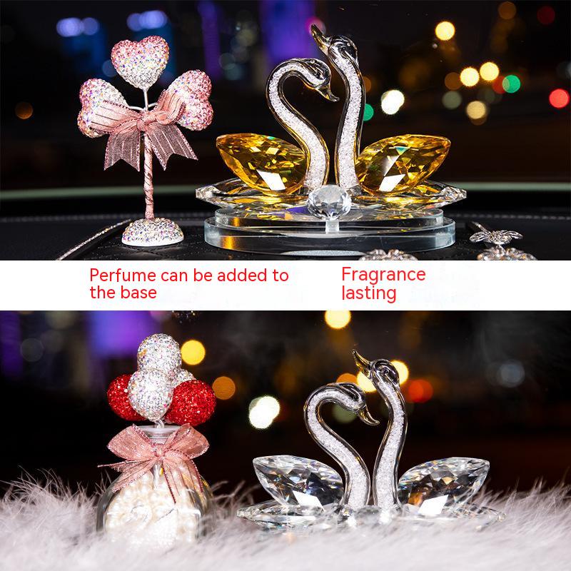 Phụ Kiện Khuếch Tán Nước Hoa Hình Thiên Nga Đính Đá Xinh Xắn Trang Trí Nội Thất Xe Hơi