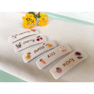 KẸP TÓC THÊU TAY STYLE HÀN QUỐC