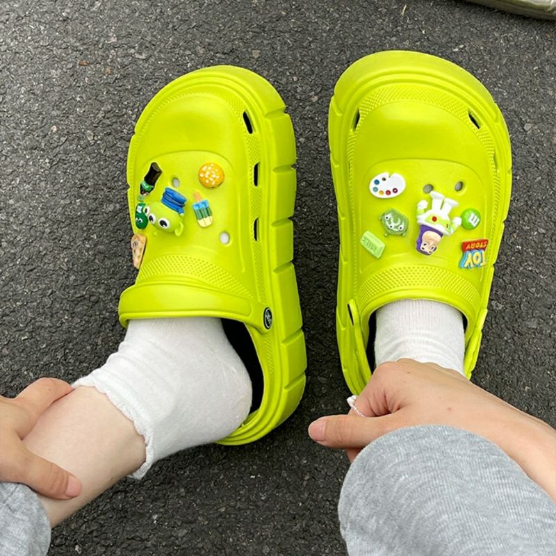 THANH LÝ_Dép Bánh Mỳ Crock nữ đế 6cm siêu nhẹ không stick