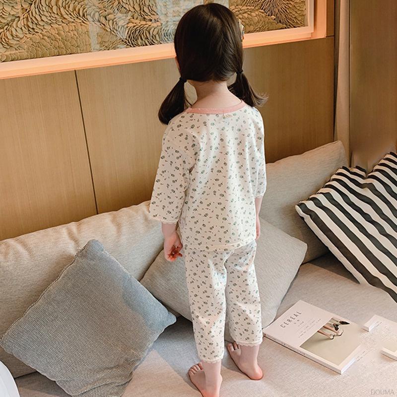 Bộ đồ mặc ở nhà phong cách Hàn Quốc sành điệu cho bé gái