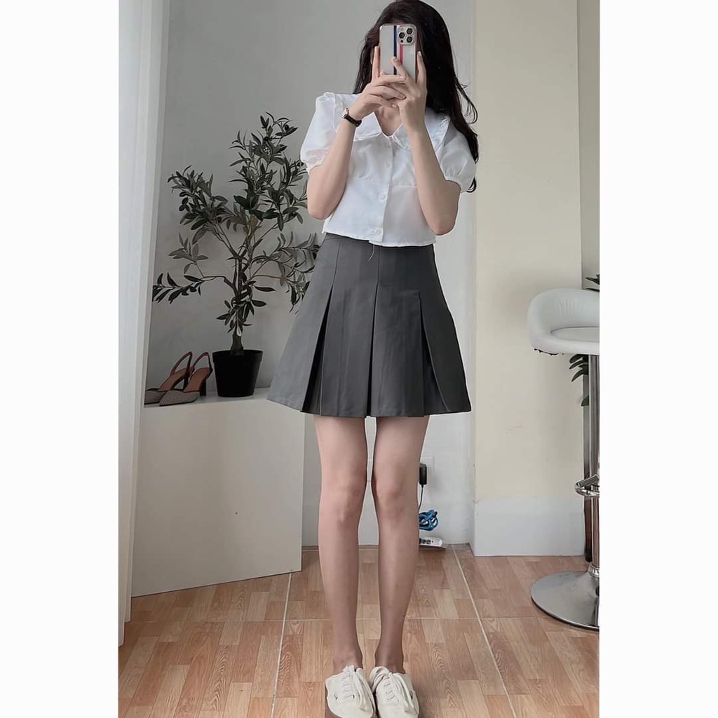 Set áo chân váy xếp ly to màu xám mix áo sơ mi trắng croptop cộc tay cổ sen đẹp