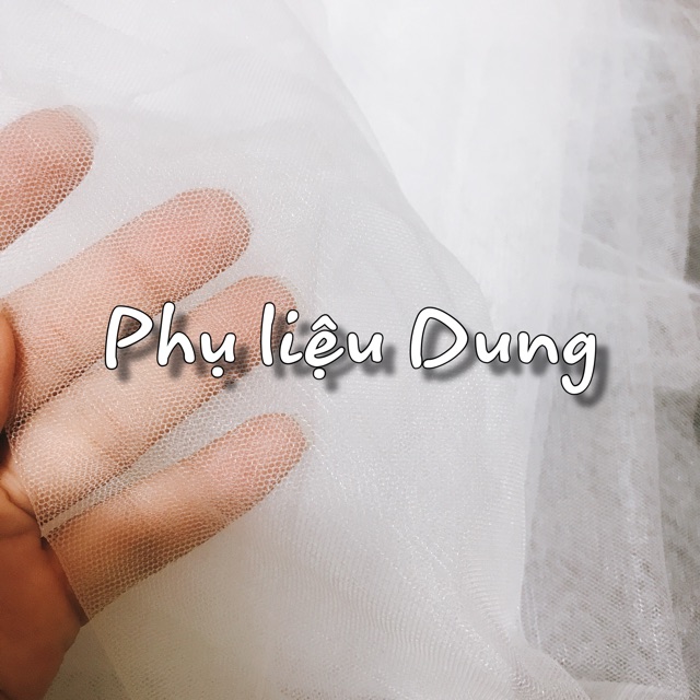 Lưới mỏng may đầm, váy, phụ kiện tông trắng đen