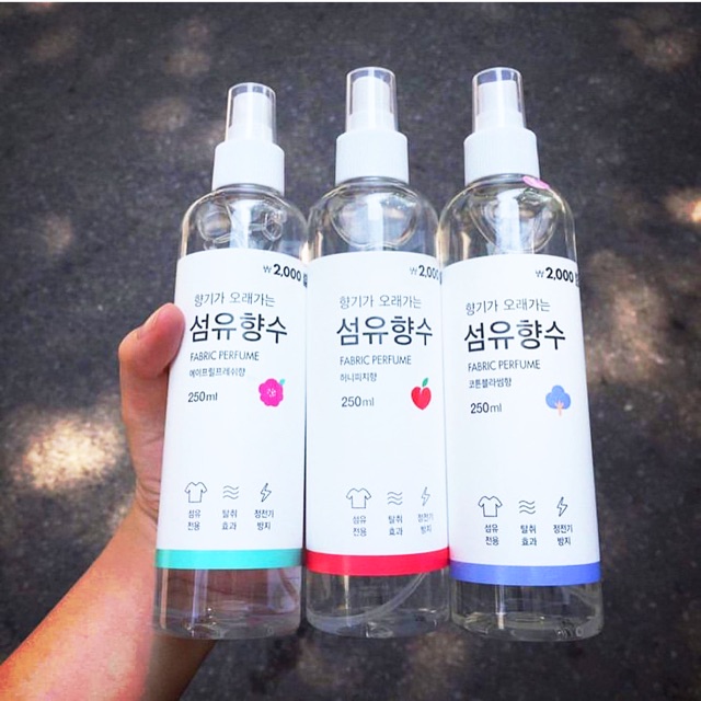 Xịt thơm quần áo Hàn quốc