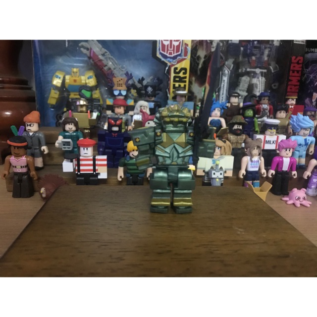 Roblox Figure