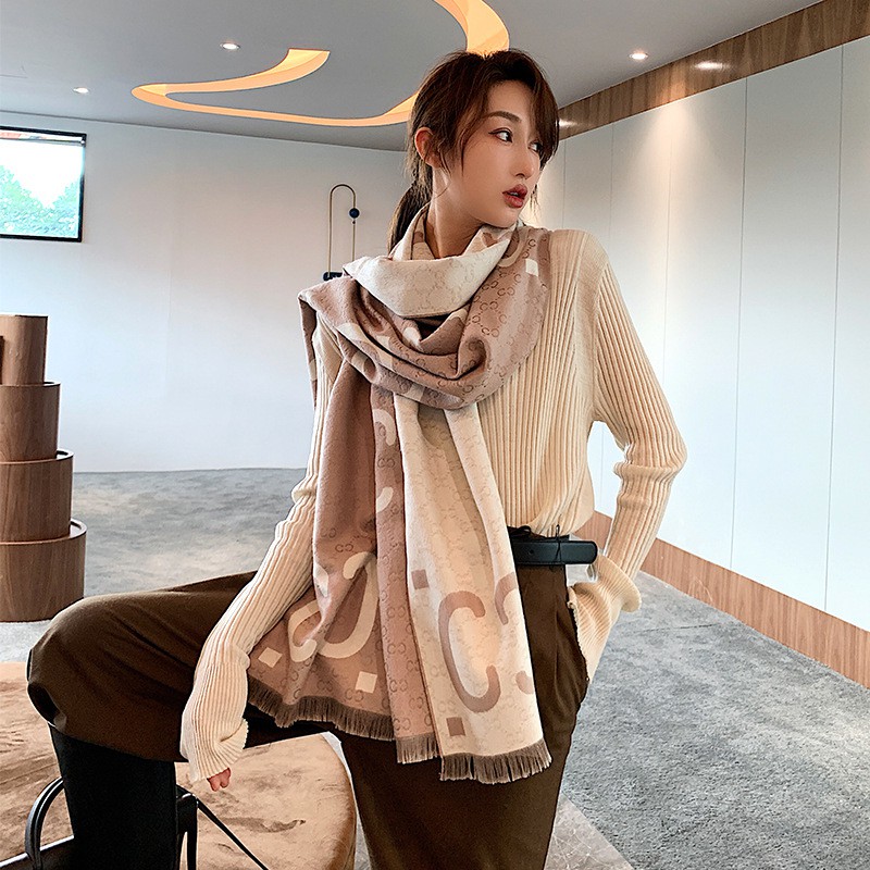 Siêu đẹp ! Siêu Hot ! Khăn quàng cổ nữ thu đông cao cấp, mầu sắc đa dạng, hàng đẹp giống hình