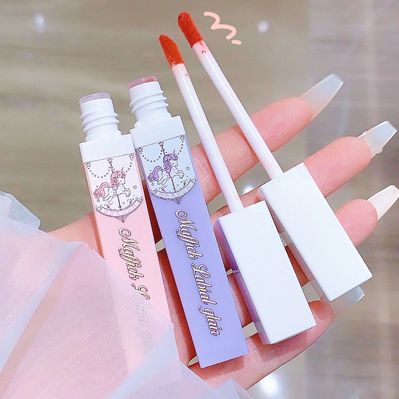 Son Môi Màu Nhung Lì Lâu Trôi Không Thấm Nước Thiết Kế Kiểu Vòng Xoay Ngựa