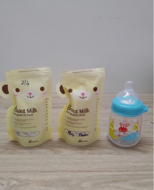 Hộp 30 túi trữ sữa Dr. Mama 200ml