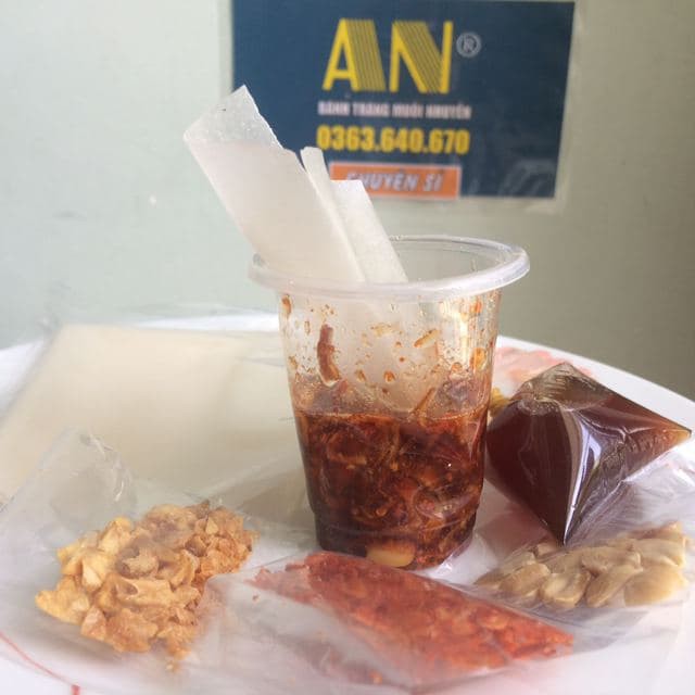 𝟬𝟱 𝗕𝗜̣𝗖𝗛💥 Bánh Tráng Chấm Me 💥 𝗖𝗼̂́𝘁 𝗠𝗲 Đ𝗮̣̆𝗰 𝗕𝗶𝗲̣̂𝘁 💥 Vị Chua Ngọt Đậm Đà 💥 Miếng Bánh Tráng Gạo Mềm, Bánh Phơi Sương | BigBuy360 - bigbuy360.vn