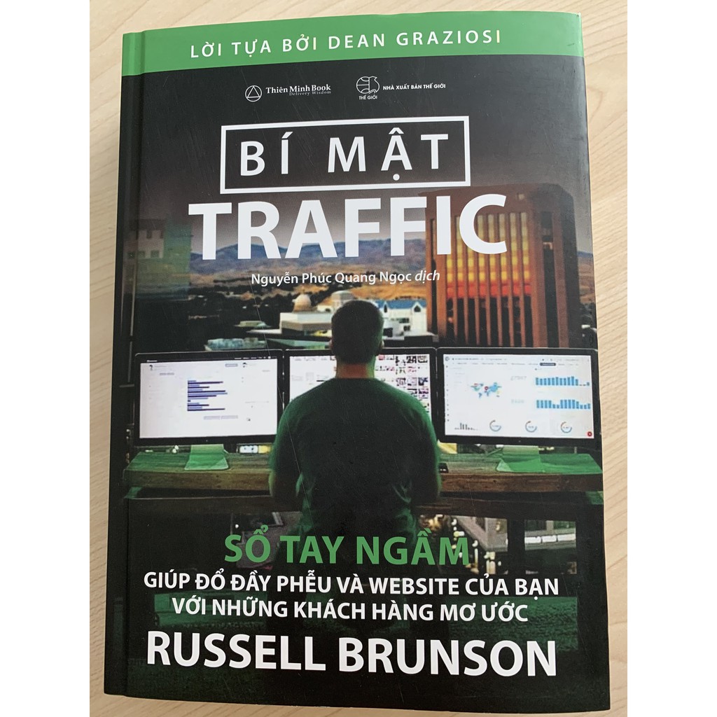 Sách - Traffic Secrets - Bí Mật Traffic (Russell Brunson) Tặng Kèm Bookmark