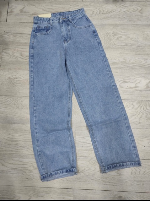 Quần baggy jean trơn ống đứng, hình thật mẫu mặc