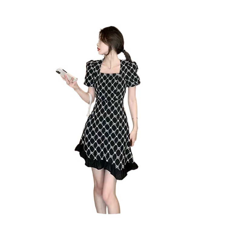Đầm Cổ Vuông Dáng Ôm In Họa Tiết Xinh Xắn Thời Trang Mùa Hè Cho Nữ