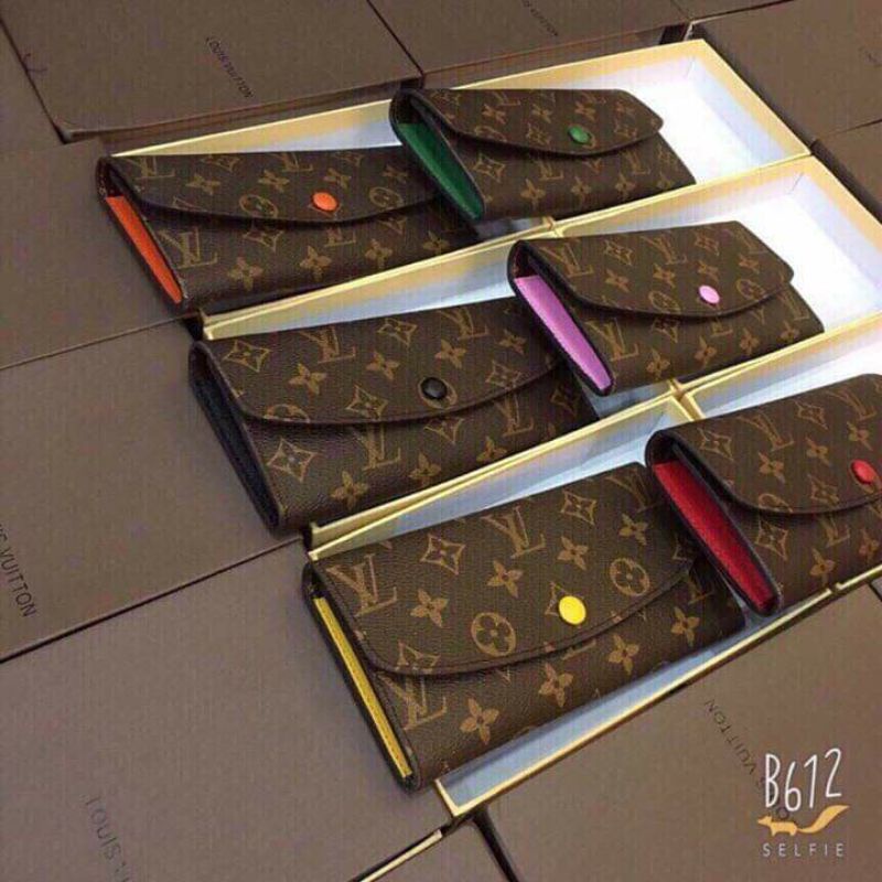 Ví gấp có hộp dáng dài , dáng ngắn