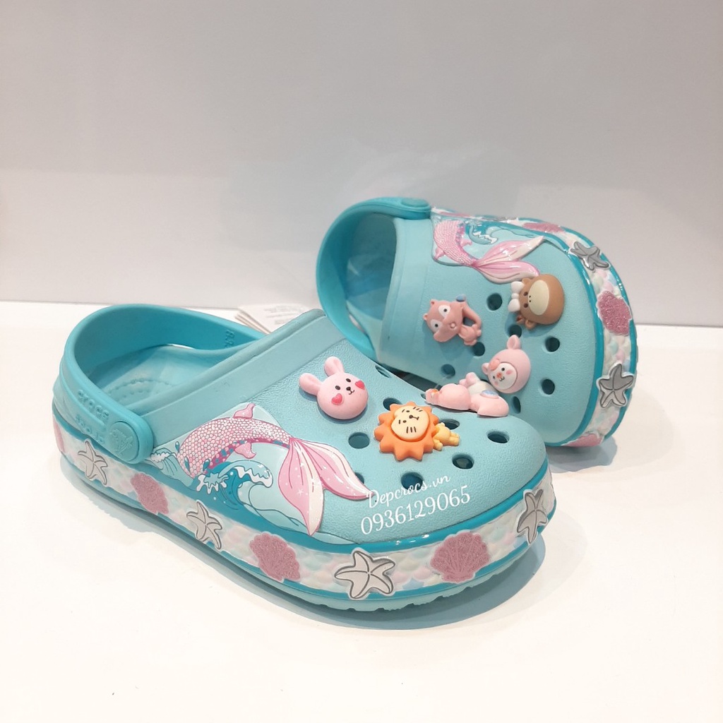 Dép sục crocs cho bé gái in hình tiên cá đuôi xanh ngọc dập nổi 3D cao cấp, dép crocs trẻ em - Crocs house