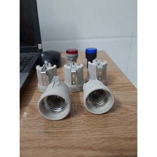 Đuôi đèn sứ E27