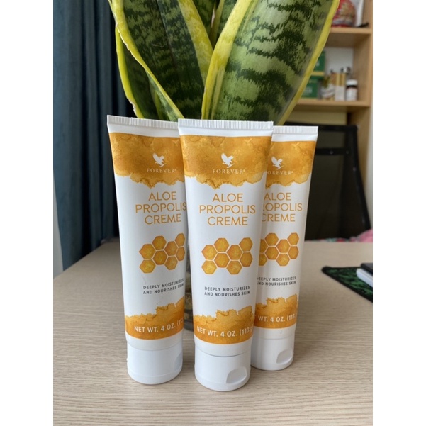 Kem dưỡng trắng da trị thâm mụn  Aloe propolis creme 051flp