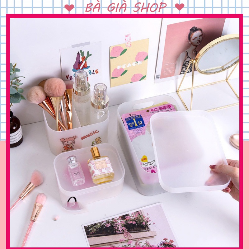 Hộp đựng đồ đa năng bằng nhựa để bàn