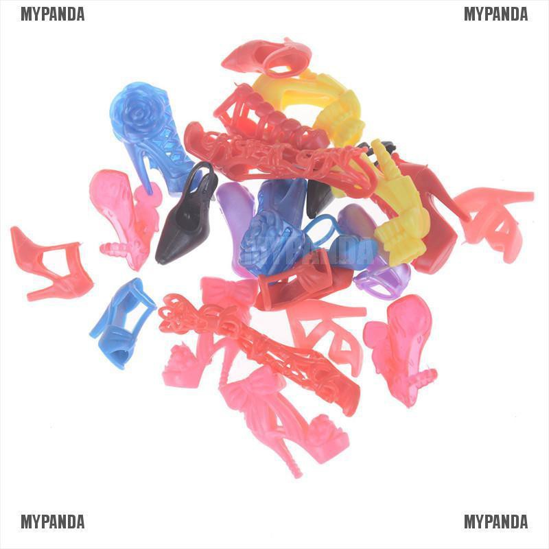 Set 12 đôi giày cao gót sành điệu độc đáo cho búp bê