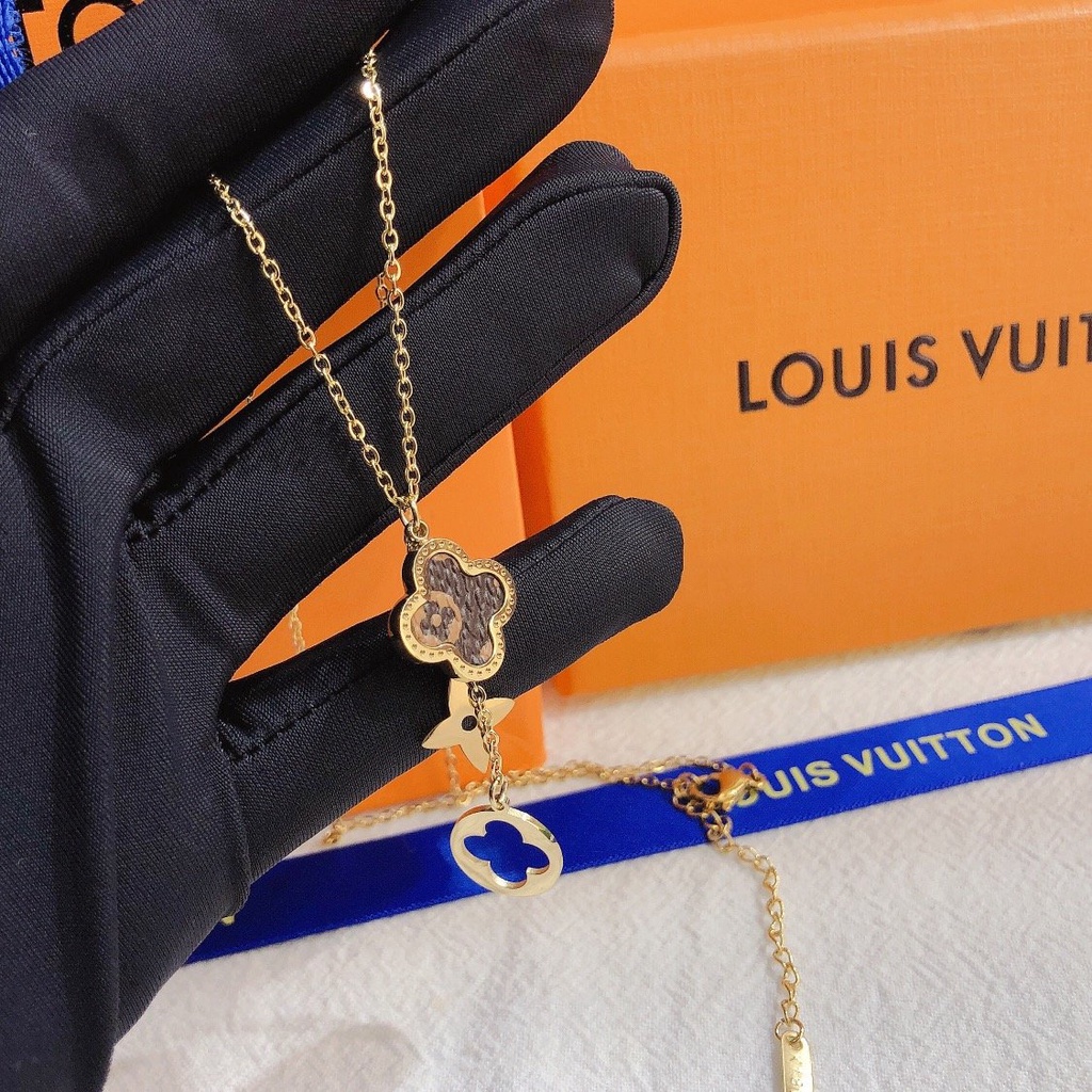 LOUIS VUITTON Vòng cổ Mặt Chữ LV Phong Cách Hàn Quốc Đơn Giản Cho Cặp Đôi