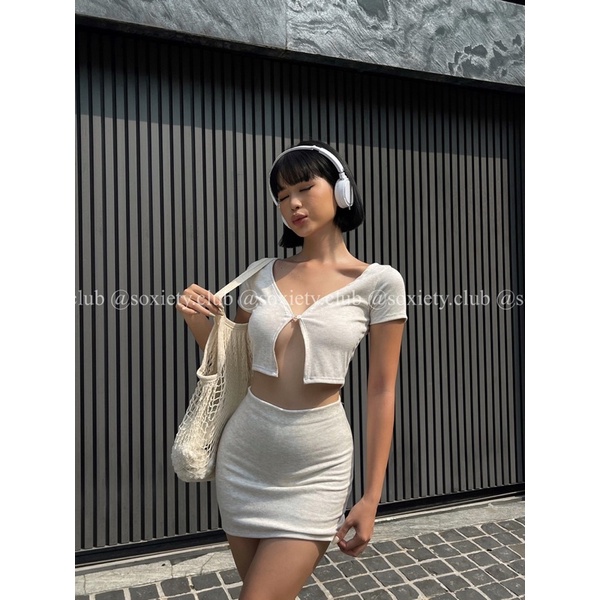 [HÌNH THẬT] Áo cài nút + chân váy ôm quyến rũ, sexy và cực trendy  S05