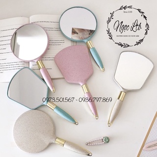 Gương soi cầm tay kiểu Hàn Quốc