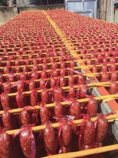 Lạp xưởng tươi