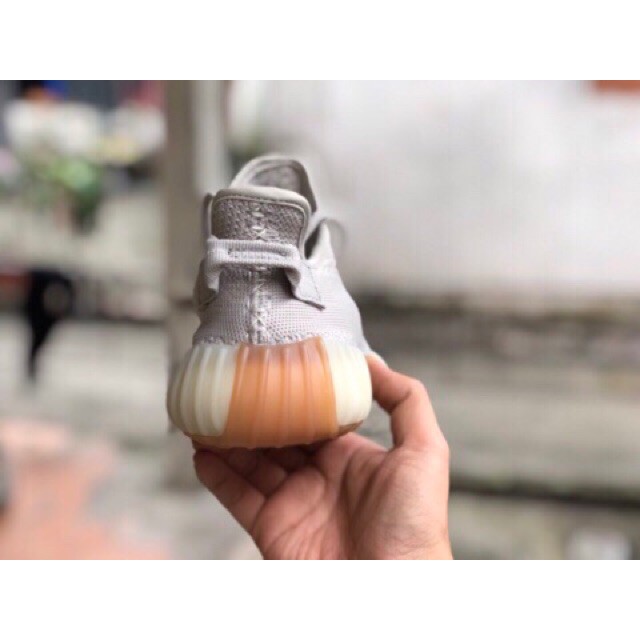 xa kho | Bản Đặc Biệt | Giày thể thao Yeezy 350 V2 Sesame 2020 CHAT DEP . . hàng cso bảo hành Mã001 . 2020 .. . , ' ;