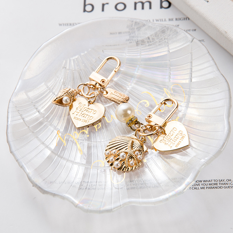 Ins Cute Shell Keychain AirPods Protective Case Mặt dây chuyền Trang sức Ngọc trai Love Charm