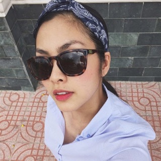 Băng đô cài tóc xinh yêu.