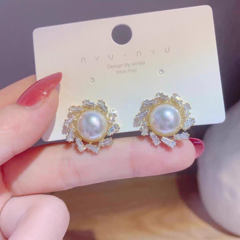 Khuyên tai hình xoáy mặt trời đá sang trọng KT231