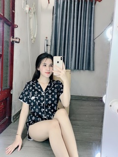 Đồ bộ lụa satin Flamingo (đùi)