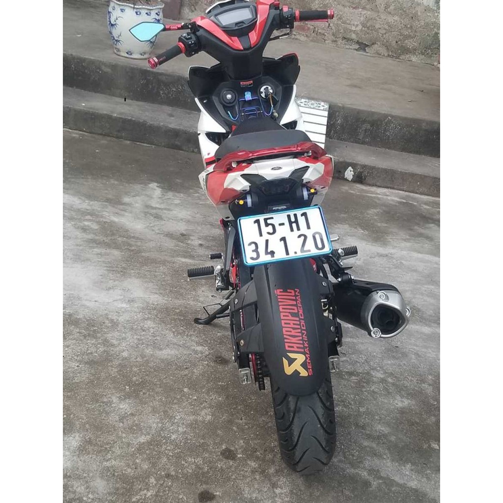 Dè chắn bùn sau 4 chân gắn Exciter 150 / Exciter 155 VVA / Winner V1 150 / Winner X ... có thể chế độ nhiều dòng xe khác