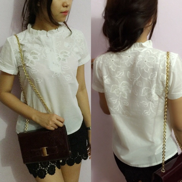 Thanh ly' Áo sơ Mi sát nách và áo trắng cộc tay thêu hoa