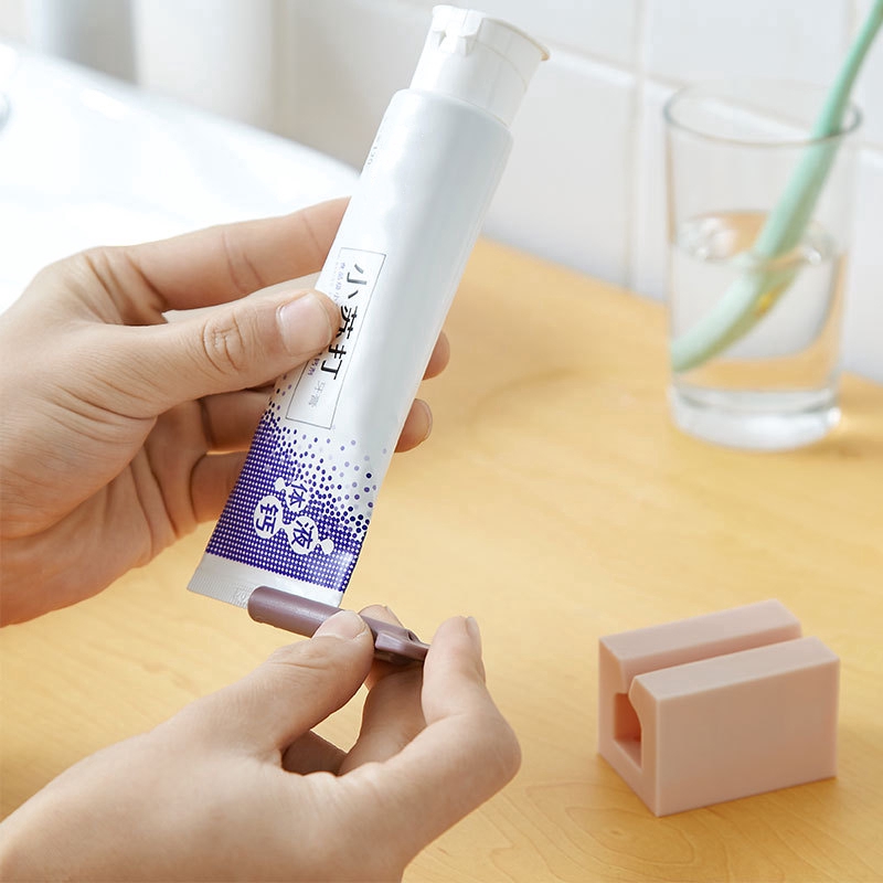 Dụng Cụ Nặn Kem Đánh Răng Tiện Lợi