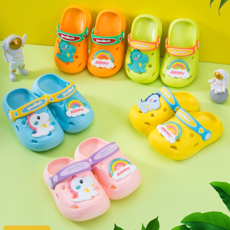 Dép cho bé, dép sục trẻ em Khủng long Happy Cầu Vồng siêu mềm êm có quai hậu, chống trơn trượt mã SKA4