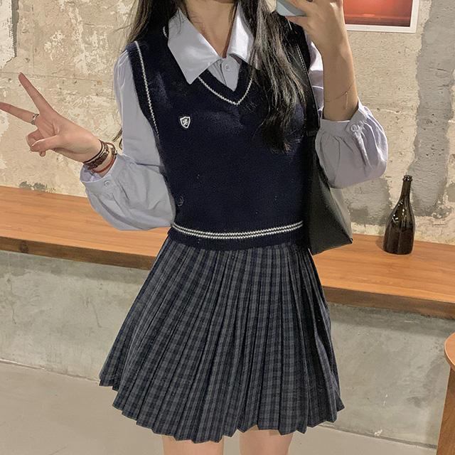 Áo tank top dệt kim cổ chữ v thời trang cho sinh viên