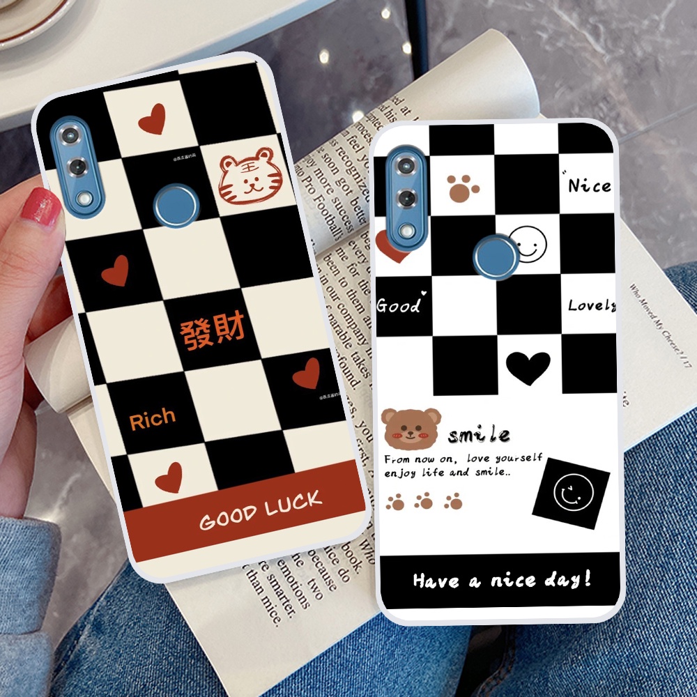 Ốp Vsmart Star 3 / Star 4 / Star3 / Star4 in hình sọc caro, họa tiết đen trắng dễ thương