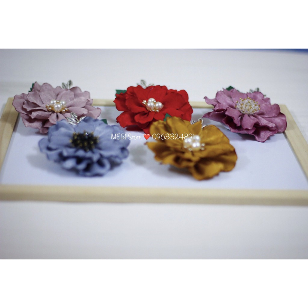 (Ảnh thật 100%) Hoa cài áo handmade đính nhụy hạt siêu xinh