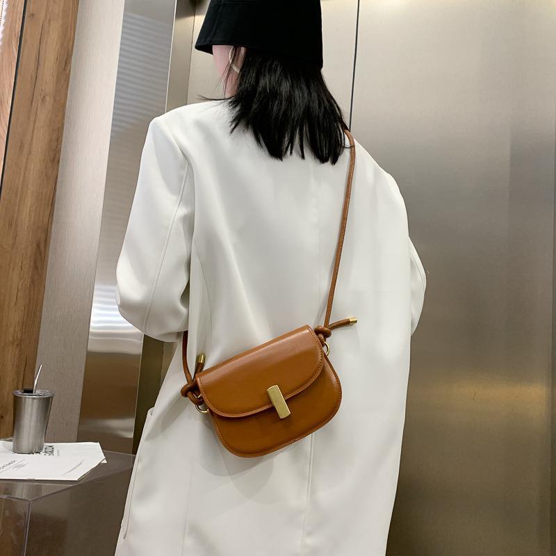 Túi đeo chéo vintage túi yên ngựa nữ da trơn thời trang cao cấp túi hình bán nguyệt thu đông