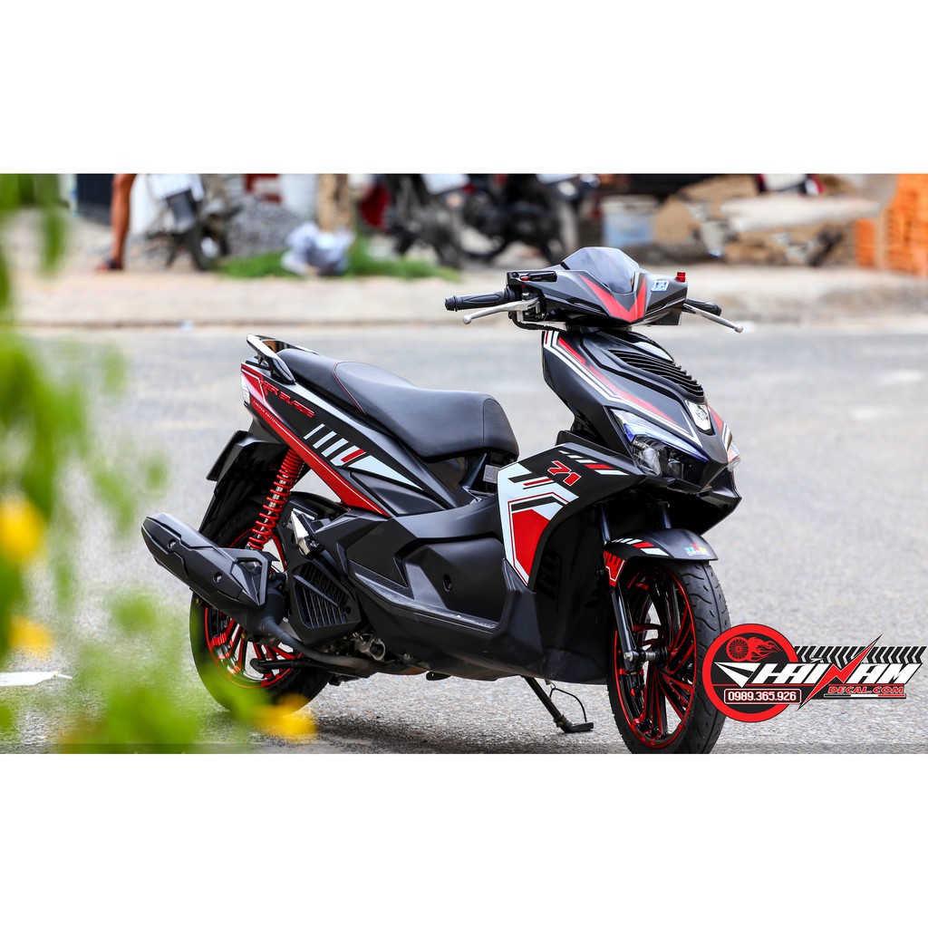 Tem Trùm Air Blade Vạch Đen Trắng Đỏ