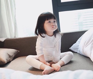 Bộ cạp cao mông cong cho bé